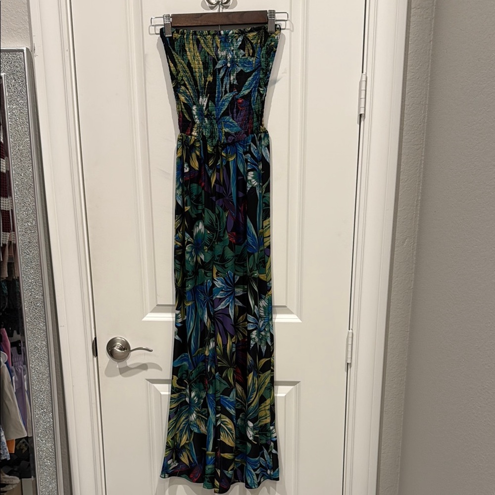 Mlle Gabrielle, Size Small, Tropical Floral Strapless Romper